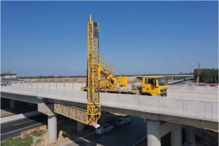 20米橋梁檢測(cè)車(chē)